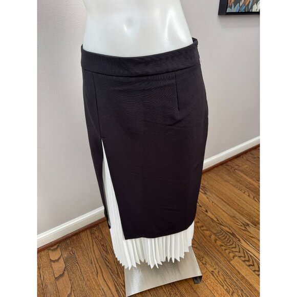 NWT Commense Two Tone Pleated Long Skirt Size Small - Picture 2 of 5